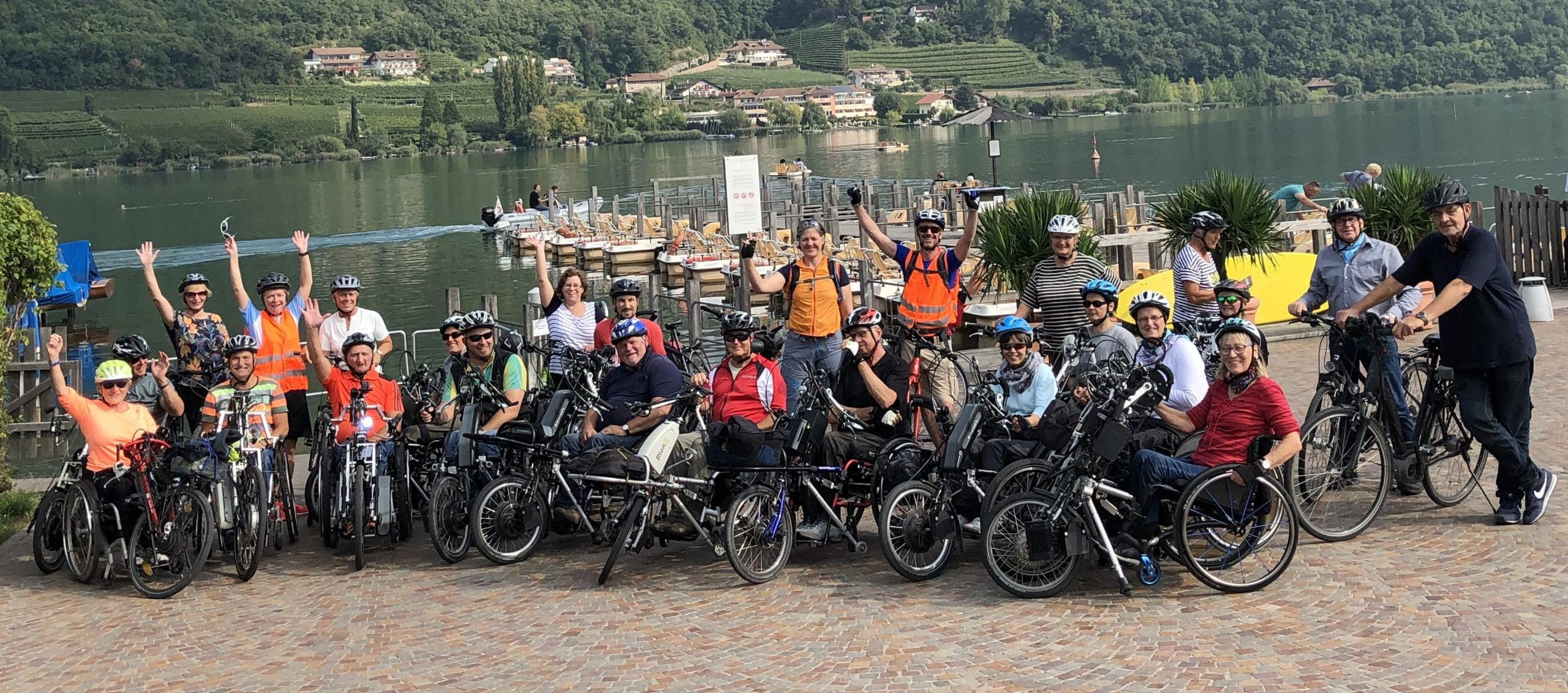 Teilnehmer und Teilnehmerinnen der Handbike-Reisen nach Südtirol